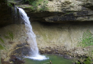 Foto vom zweitgrößten der Scheidegger Wasserfälle